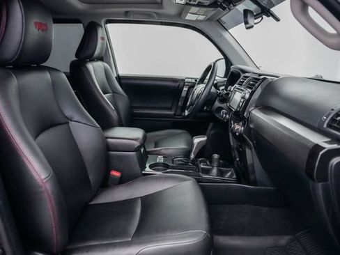 Used 2019 Toyota 4Runner TRD Off-Road Premium AWD/4WD image 20