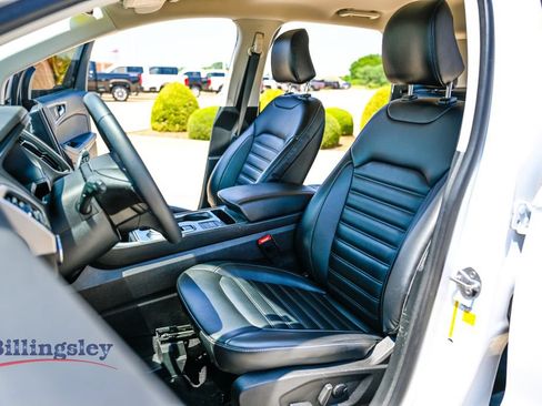 Used 2024 Ford Edge SEL AWD/4WD image 10