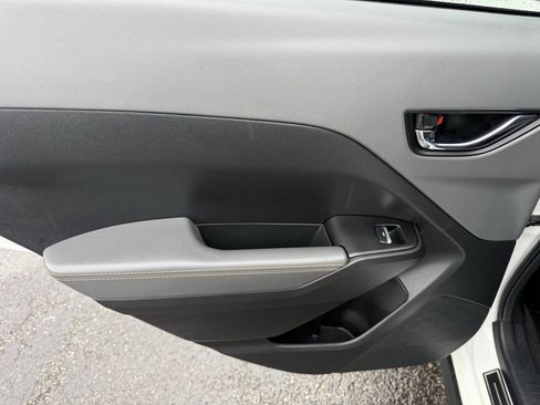 Used 2025 Subaru Crosstrek 2.5i Limited w/ Crosstrek Mirror Package image 19