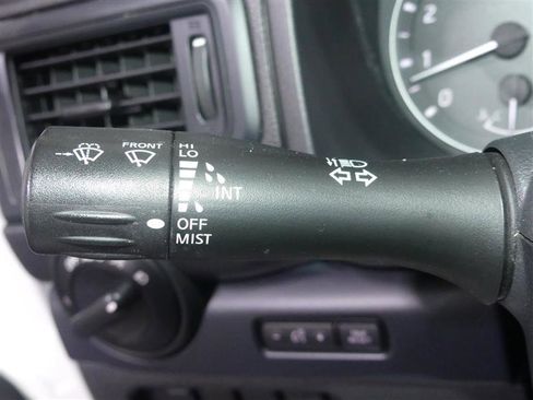 Used 2022 Nissan Titan S w/ S Utility Package image 29