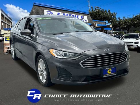 Used 2019 Ford Fusion SE FWD image 10