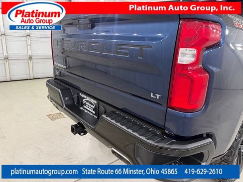 Used 2019 Chevrolet Silverado 1500 LT Trail Boss w/ Convenience Package AWD/4WD image 12