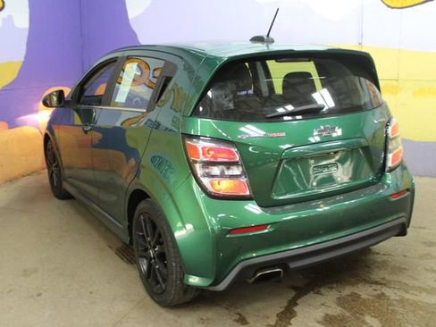 Used 2018 Chevrolet Sonic Premier w/ Driver Confidence Package FWD image 6