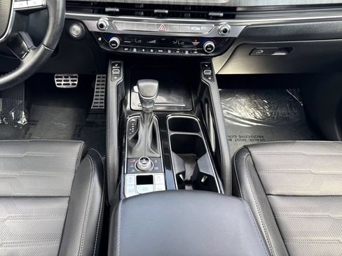 Used 2024 Kia Telluride SX Prestige AWD/4WD image 38