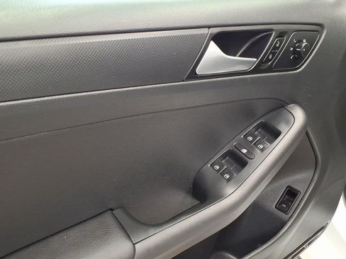 Used 2014 Volkswagen Jetta S FWD image 8