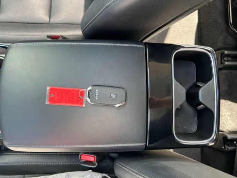 Used 2022 Kia Telluride SX FWD image 38