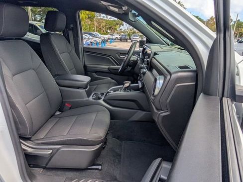 Used 2023 Chevrolet Colorado LT w/ LT Convenience Package image 18