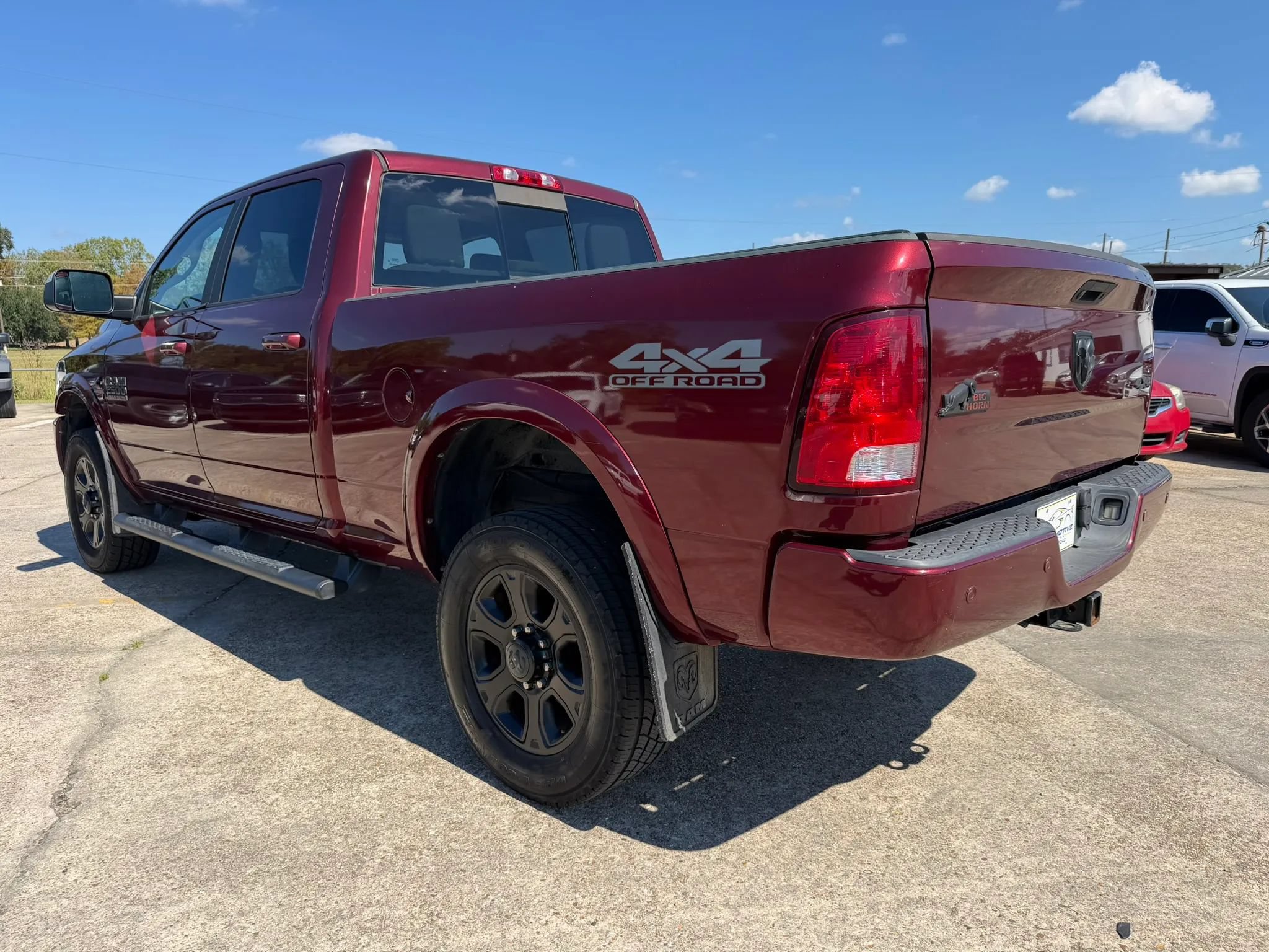 Used 2017 RAM 2500 Big Horn w/ Sport Appearance Group AWD/4WD image 3