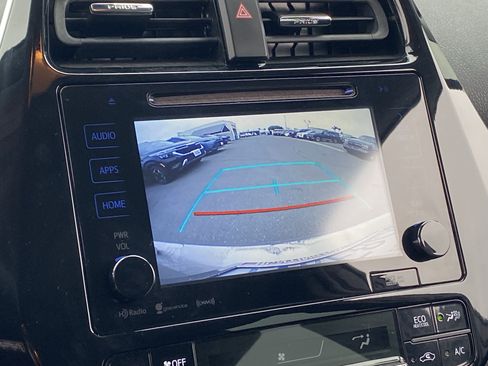 Used 2017 Toyota Prius Prime Plus FWD image 7