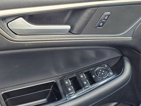 Used 2019 Ford Edge SEL w/ Convenience Package AWD/4WD image 22