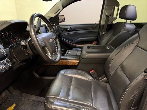 Used 2018 Chevrolet Tahoe Premier image 17
