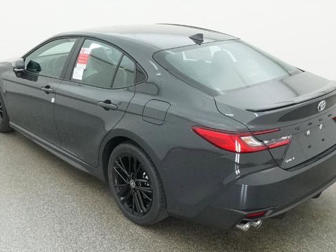 New 2026 Toyota Camry SE FWD image 8