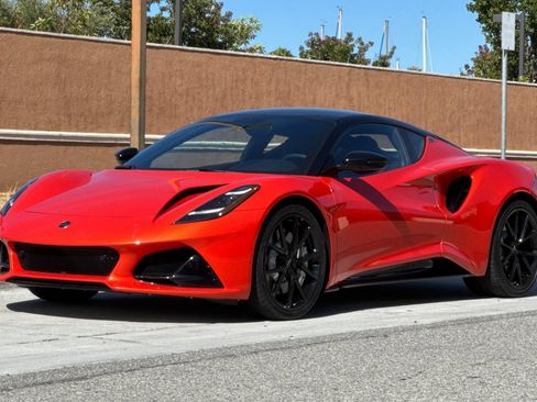 Used 2025 Lotus Emira RWD image 8