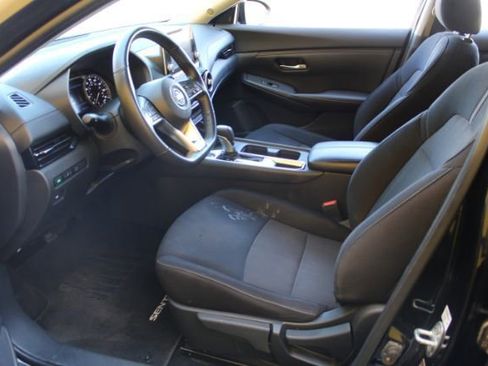 Used 2021 Nissan Sentra SV image 7