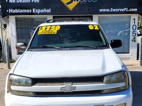 Used 2002 Chevrolet TrailBlazer LTZ image 3