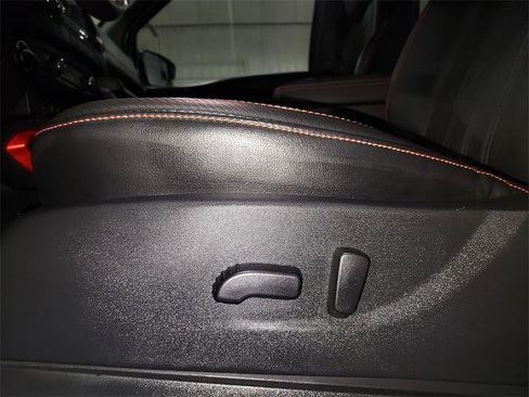 Certified 2024 Nissan Frontier PRO-4X w/ Pro Premium Package image 18