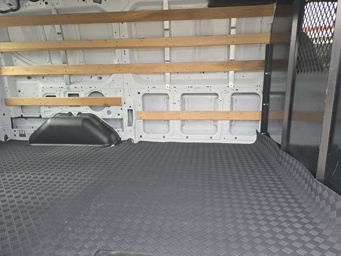 Used 2024 Ford Transit 250 T-250 130 Low Rf 9070 GVWR RWD w/ Exterior Upgrade Package image 13