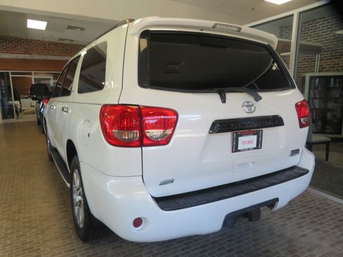 Used 2012 Toyota Sequoia Platinum AWD/4WD image 6