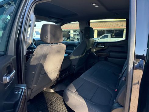 Used 2020 GMC Sierra 1500 Elevation w/ Elevation Value Package image 15