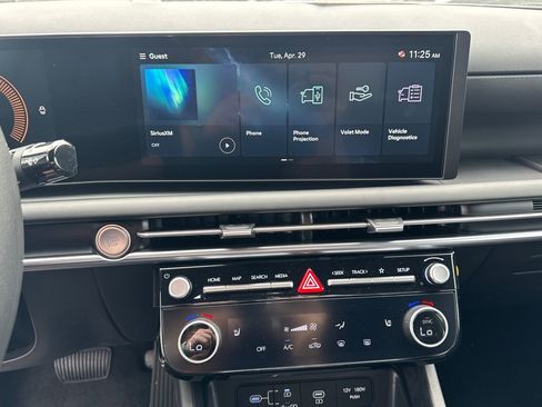 New 2025 Hyundai Santa Cruz SEL image 17