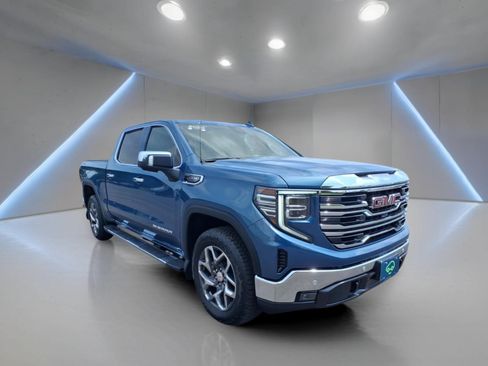 Certified 2024 GMC Sierra 1500 SLT w/ SLT Premium Plus Package AWD/4WD image 1