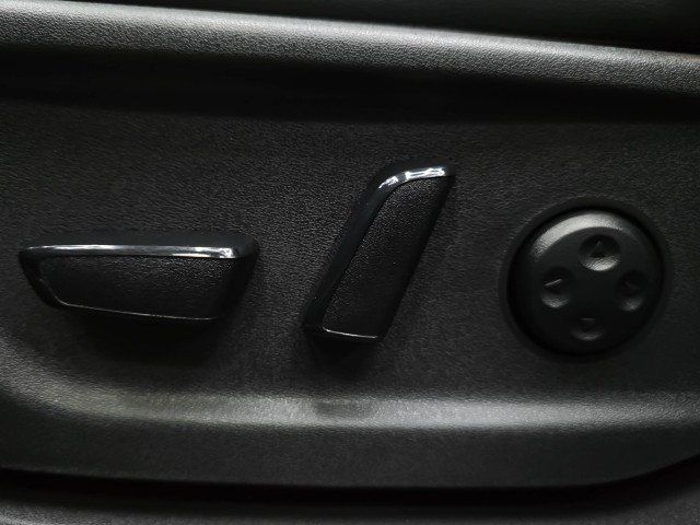 Used 2023 Nissan Ariya FWD image 35