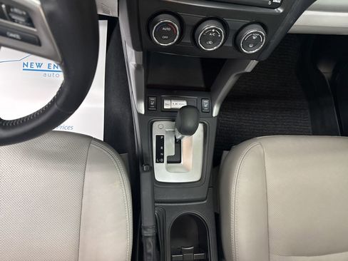 Used 2014 Subaru Forester 2.5i Limited w/ Popular Package #1 AWD/4WD image 10