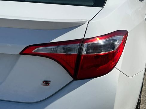 Used 2014 Toyota Corolla S FWD image 18
