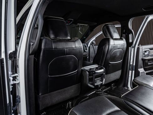 Used 2020 RAM 2500 Laramie image 33