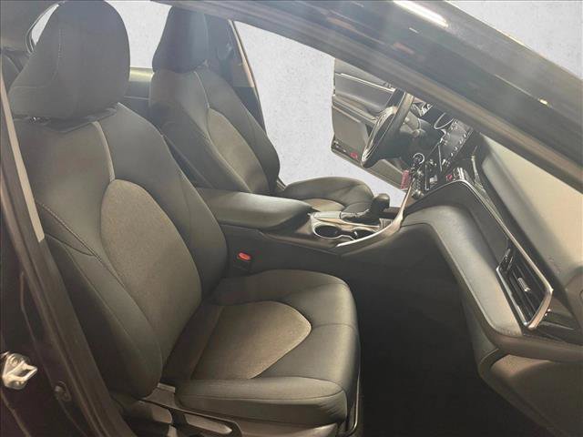 Used 2021 Toyota Camry LE FWD image 16