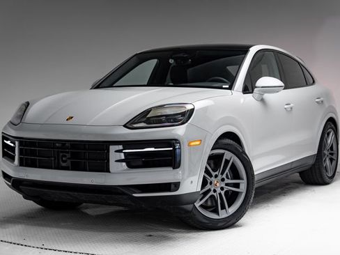 New 2026 Porsche Cayenne Coupe AWD/4WD image 1