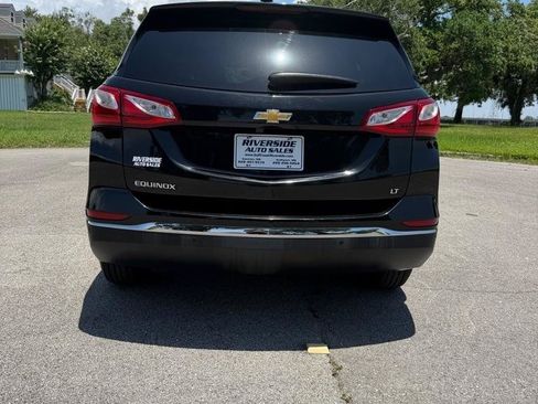 Used 2020 Chevrolet Equinox LT w/ Driver Convenience Package FWD image 4