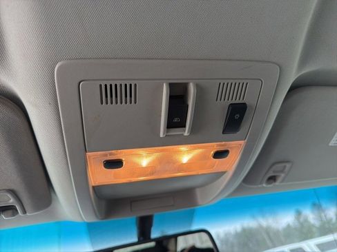 Used 2012 GMC Sierra 2500 SLE w/ SLE Preferred Package image 18