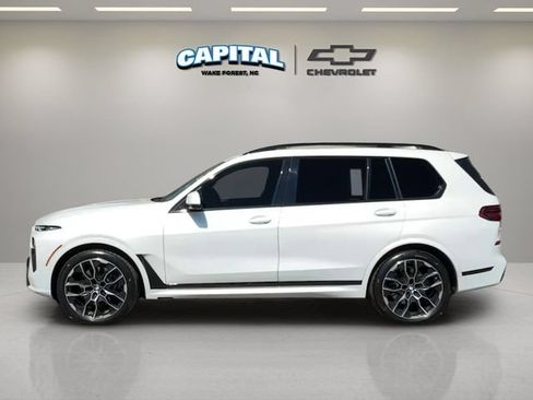 Used 2023 BMW X7 xDrive40i w/ Executive Package AWD/4WD image 2