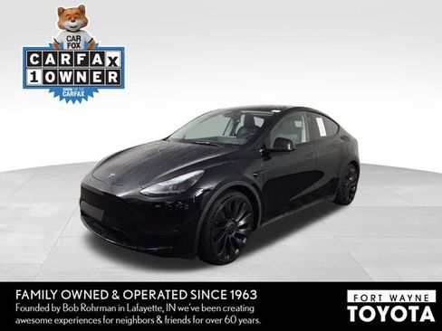 Used 2023 Tesla Model Y Performance image 1