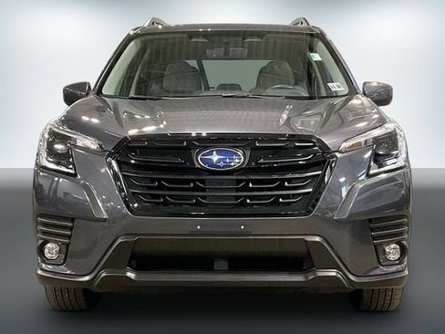 Used 2024 Subaru Forester Premium AWD/4WD image 2
