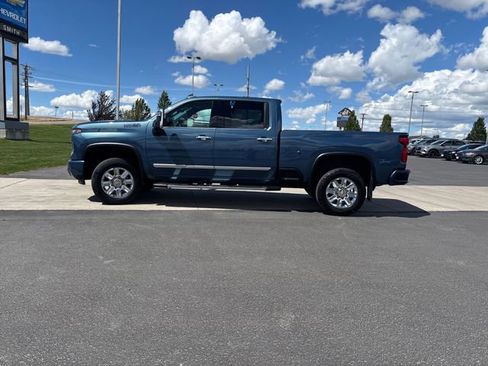 Certified 2024 Chevrolet Silverado 3500 High Country w/ Technology Package AWD/4WD image 7