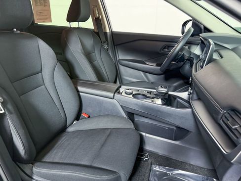 Certified 2024 Nissan Rogue S image 15