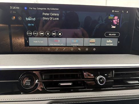 Certified 2025 INFINITI QX80 Sensory image 17