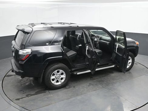 Used 2015 Toyota 4Runner SR5 image 49