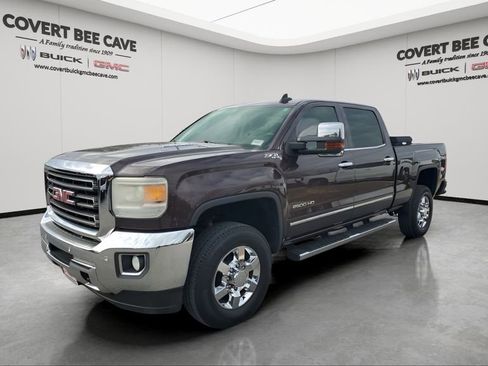 Used 2016 GMC Sierra 2500 SLT w/ Duramax Plus Package image 3