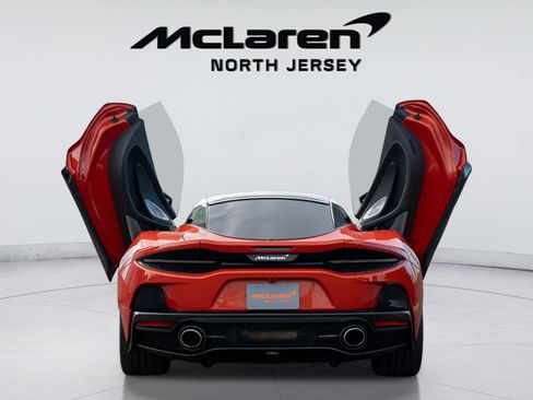 Used 2023 McLaren GT RWD image 8