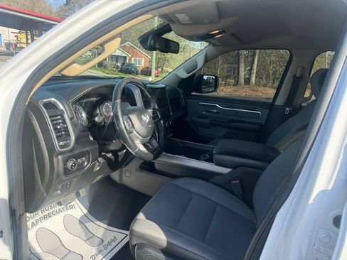 Used 2019 RAM 1500 Big Horn AWD/4WD image 17