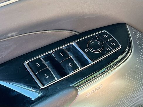 Used 2025 Cadillac Lyriq Sport w/ LPO, Floor Liner Package AWD/4WD image 18