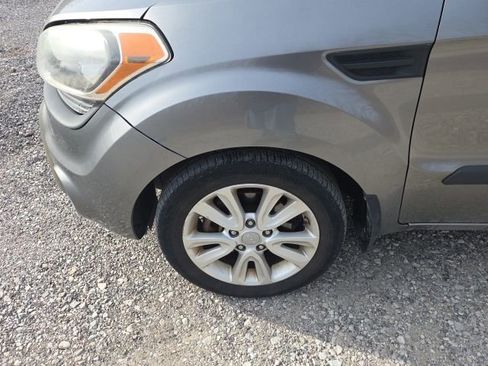 Used 2013 Kia Soul + w/ Audio Pkg image 13