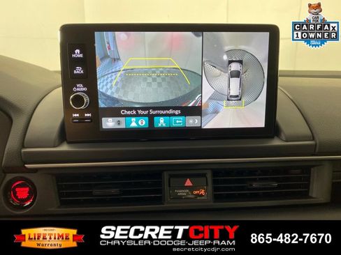 Used 2025 Honda Pilot Black Edition image 21