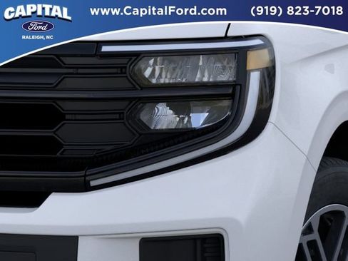 New 2026 Ford Expedition Active RWD image 18