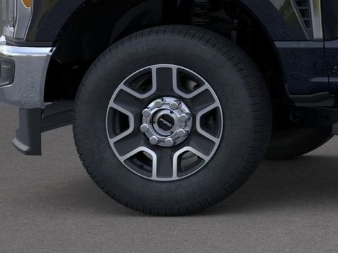New 2025 Ford F250 XLT AWD/4WD image 19