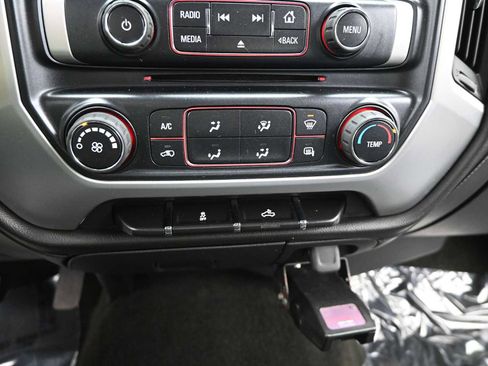 Used 2014 GMC Sierra 1500 SLE image 19