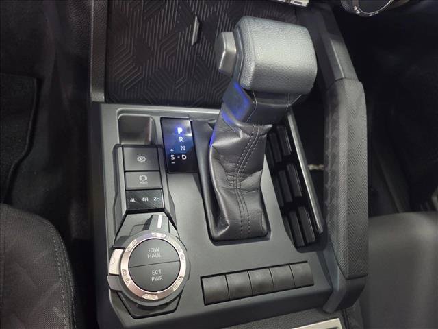 Certified 2026 Toyota Tacoma SR5 AWD/4WD image 12